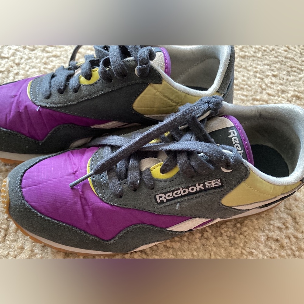 Women’s Reebok Classics Purple, Yellow, Suede Gray Retro Sneakers. Shoe Size 7.5
